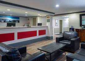 Ramada by Wyndham Juneau 5