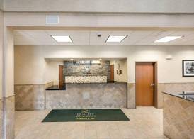 Quality Inn & Suites Fishkill South near I-84 3