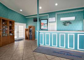 Howard Johnson by Wyndham Ocean City Oceanfront 2