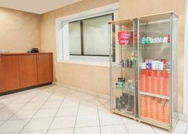 Super 8 by Wyndham Edmonton/West 2