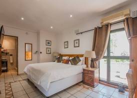 HoneyPot Guesthouse 4