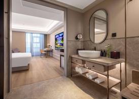 Mercure Chengdu Tianfu Square 5