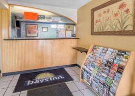 Days Inn by Wyndham San Bernardino Casino 5