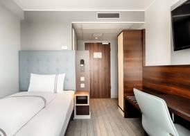 Premier Inn Berlin City Süd 4