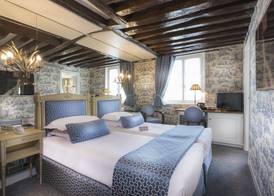 Dauphine Saint Germain 5