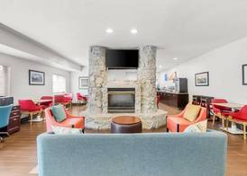 Comfort Inn & Suites Bellevue - Omaha Offutt AFB 3