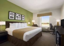 PetroStay Inn & Suites Cotulla 4