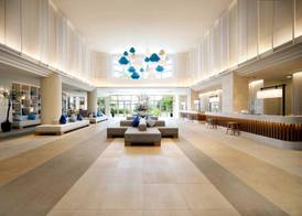 Hotel Breezebay Marina 5