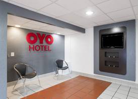 OYO Hotel Houston Katy Freeway 3