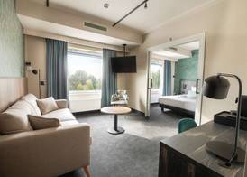 Flonk Hotel Groningen Zuid, BW Signature Collection 5