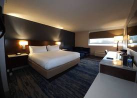 Skyline Hotel Detroit Airport, SureStay Collection by BW 5