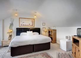 St. Aiden's Guesthouse 5