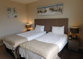 Cullen Bay Hotel 3