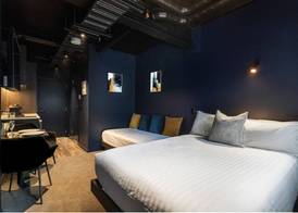Abstract Hotel 5