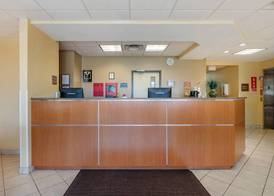 Econo Lodge Inn & Suites Des Moines Fairgrounds Area 4