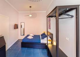 Cap Rooms 4
