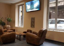 Logis Hotel Yseria - Historical Center 4