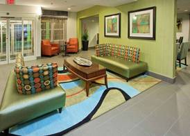 La Quinta by Wyndham Lebanon 2