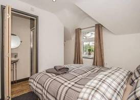 Featherbed Cottage 4