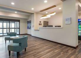 MainStay Suites Milwaukee-Franklin 4