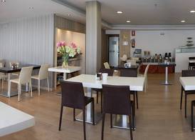 Apartahotel Aguadulce 5
