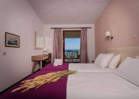 Iliessa Beach Hotel by GHH 4