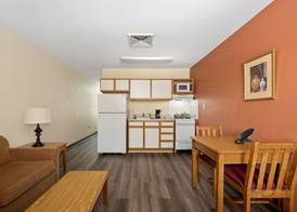 Affordable Suites Rocky Mount 4