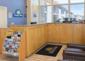 Days Inn by Wyndham Lake Havasu 2
