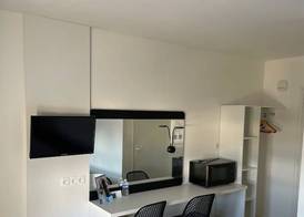 Brit Hotel Cherbourg 5