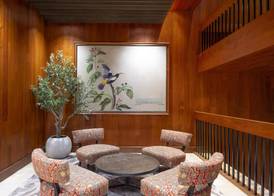 The Hotel Captain Cook 2