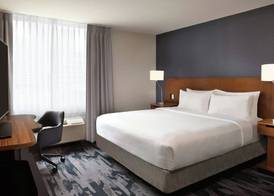 Fairfield Inn & Suites by Marriott Calgary Downtown 5