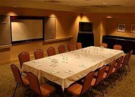 Ramada by Wyndham Uniontown 3