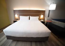 Holiday Inn Express & Suites SOUTH PADRE ISLAND by IHG 4