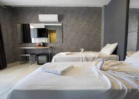 Emilia Otel 4