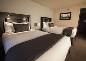 Baymont by Wyndham Glenview 4
