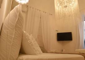Cadelli Luxury Suite & Apartments 3