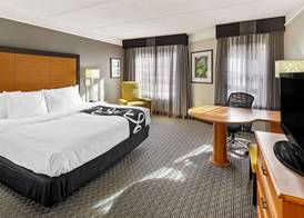 La Quinta by Wyndham Macon 5