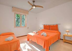 Villa Dei Fanti - Beachfront Villa With Garden 3