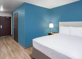 WoodSpring Suites Evansville 5