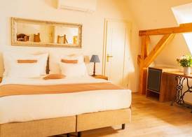 Hotel Golden Key Prague Castle 5