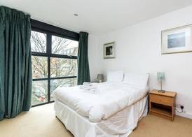Superfast Broadband 2BD City Flat Farringdon 5