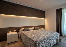 Aparthotel Miramare 5