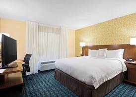 Fairfield Inn & Suites by Marriott Belle Vernon 5