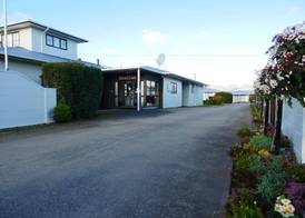 Canterbury Court Motel 2