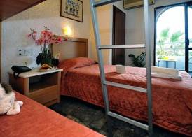 Karteros Hotel 5