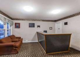 Travelodge by Wyndham Great Barrington Berkshires 2