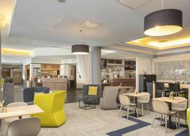 Courtyard by Marriott Toulouse Airport 4