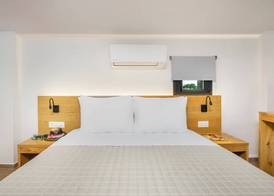 AlexMare Hotel Fourka 5