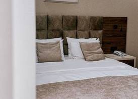 Aniko Hotel 4