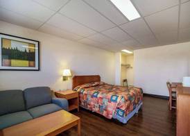 Canadas Best Value Inn Fort St John 5